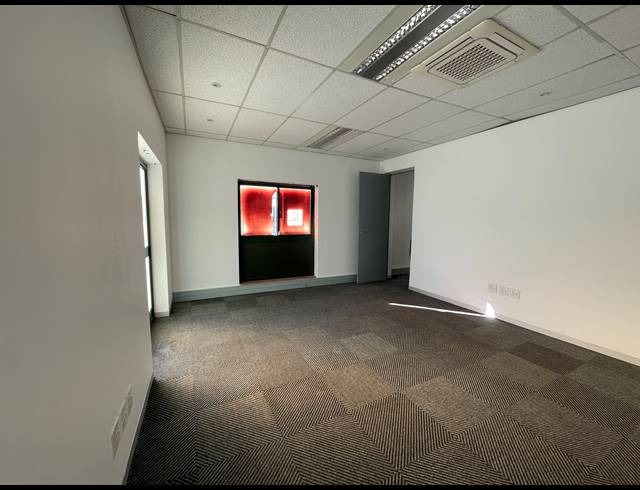 256M² OFFICE TO LET IN RIVONIA